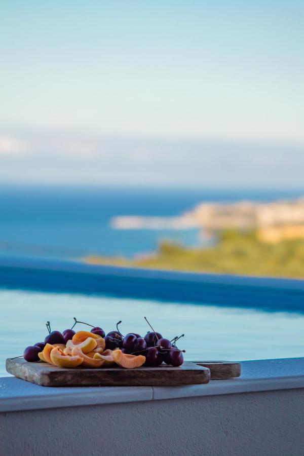Georgianna'S Suite With Private Pool , 'Greysuite' Kompoi Exterior photo