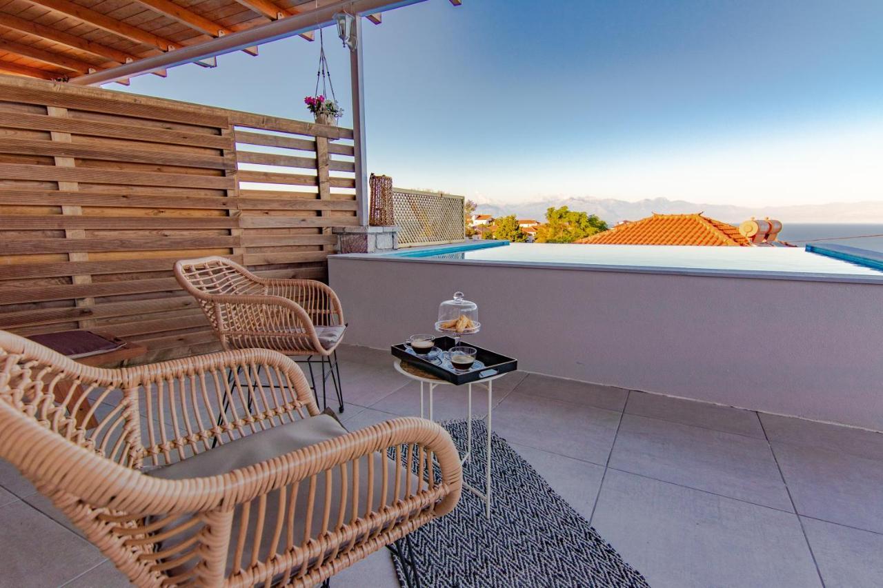 Georgianna'S Suite With Private Pool , 'Greysuite' Kompoi Exterior photo